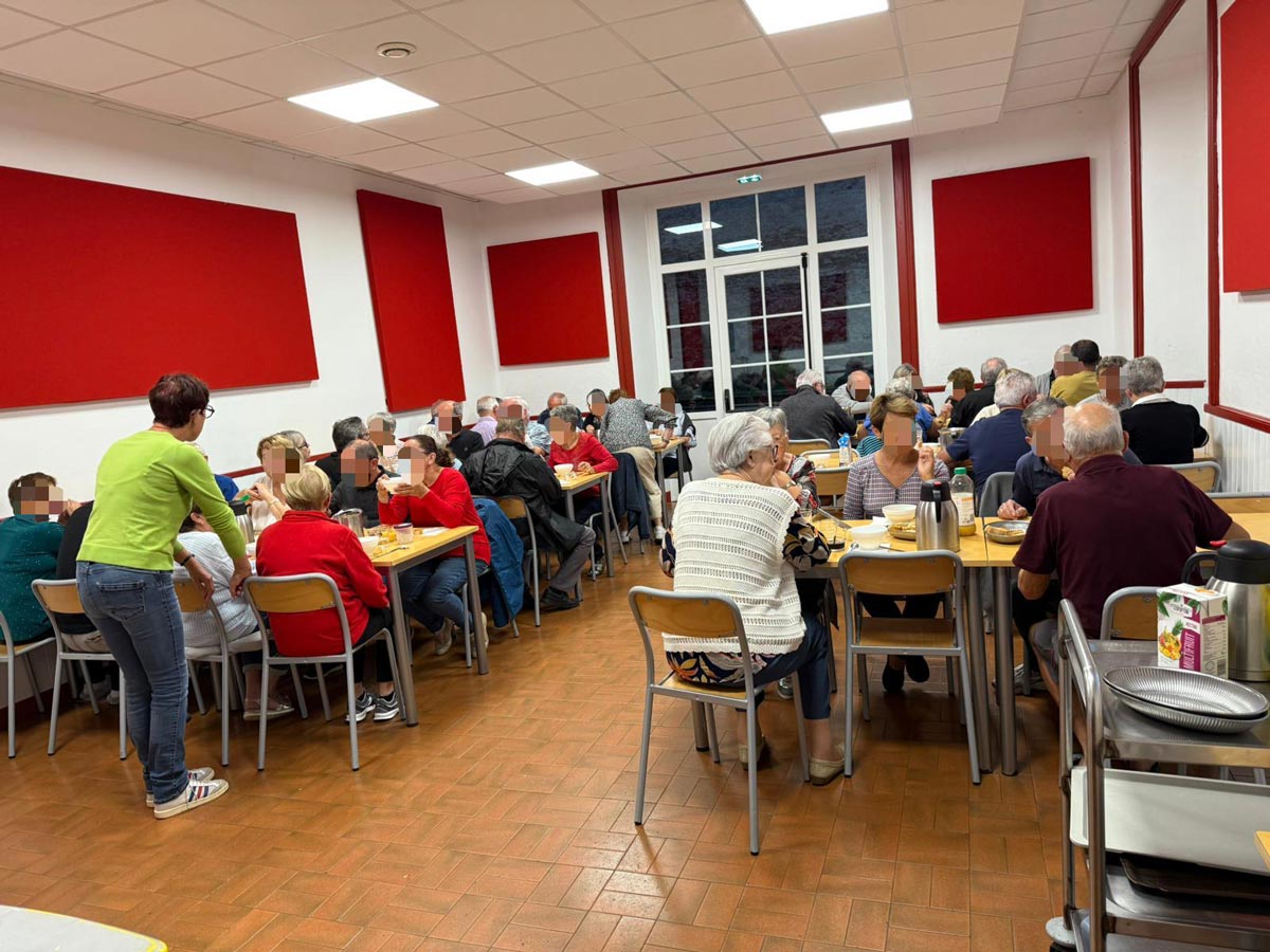 Le réfectoire-salle à manger du Château Rolland